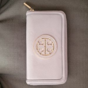 Tory Burch Wallet